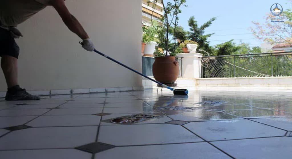 عزل السطح فوق البلاط